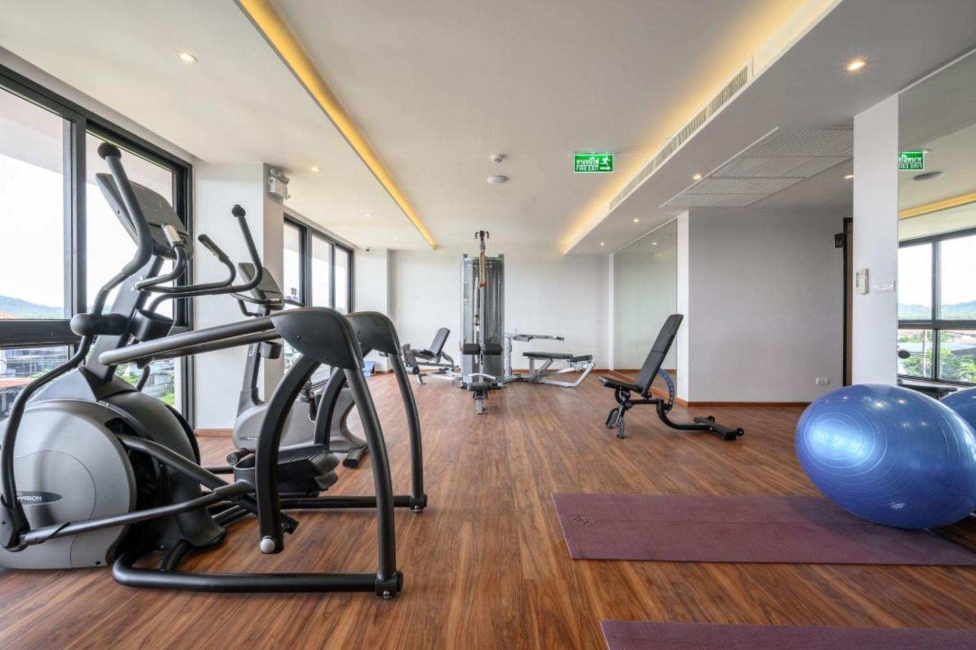 Tour De Phuket Hotel - Sha Plus Thalang Exterior photo